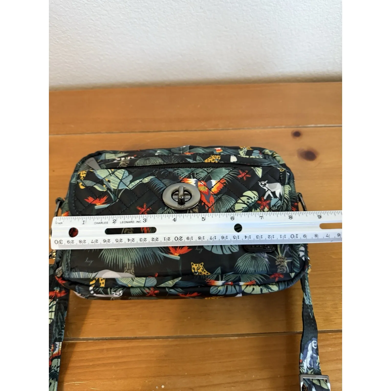 Lug Switch convertible RFID crossbody purse/belt bag Safari Animal Print Travel - Image 11