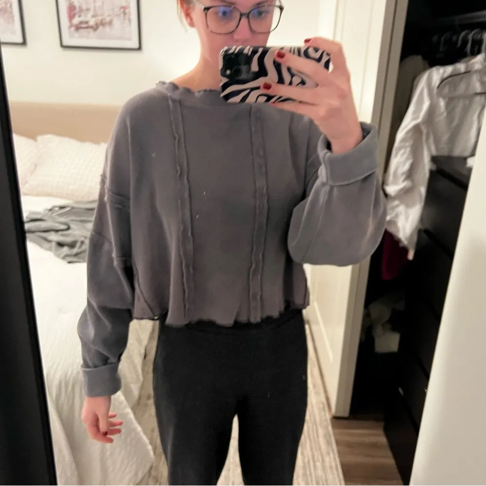 Free People Crewneck - Image 3