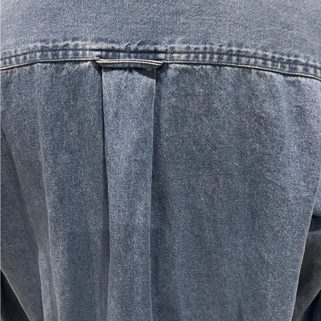 Christmas / winter Denim button up shirt perfect for the winter & holidays Blue Size undefined - Image 2