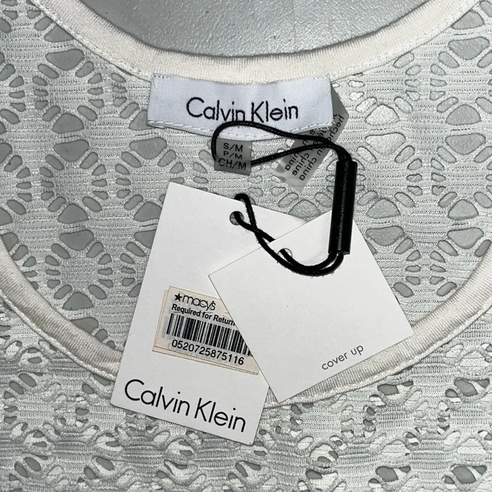 Calvin Klein NWT S/M Cream Eyelet Lace One Piece Swimsuit Cover-Up Shorts Romper - Image 4