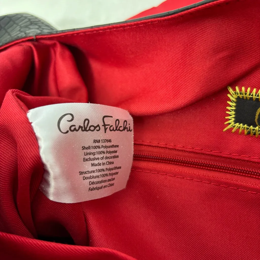 Carlos Falchi Vintage black
Soft Leather Drawstring CROSSBODY Bag Black - Image 7