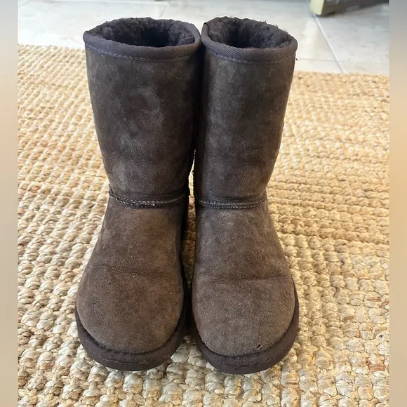 Ugg Australia Women's Classic Short  Boots Chocolate Brown Size 5 - Image 2