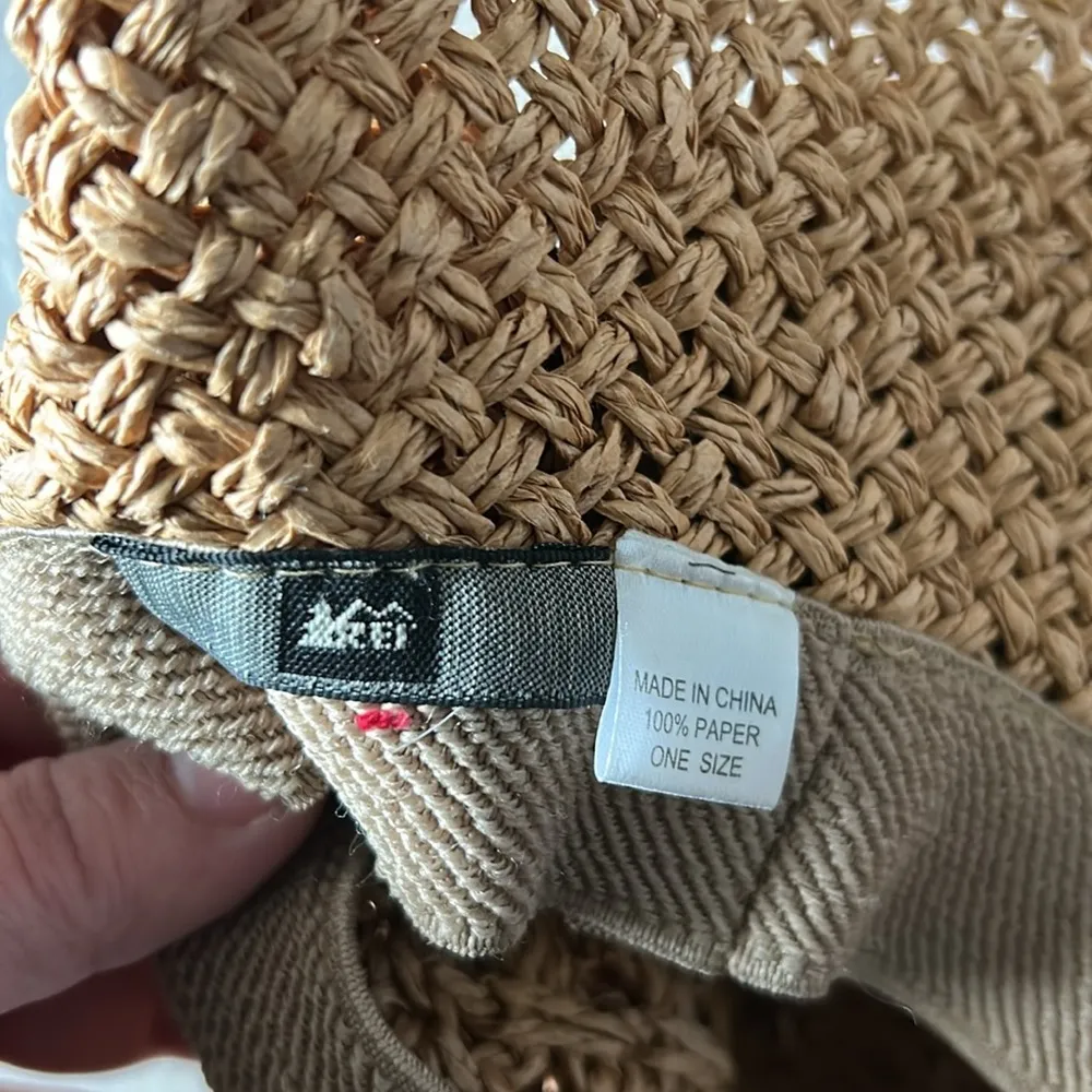 REI collapsible floppy hat Tan - Image 4