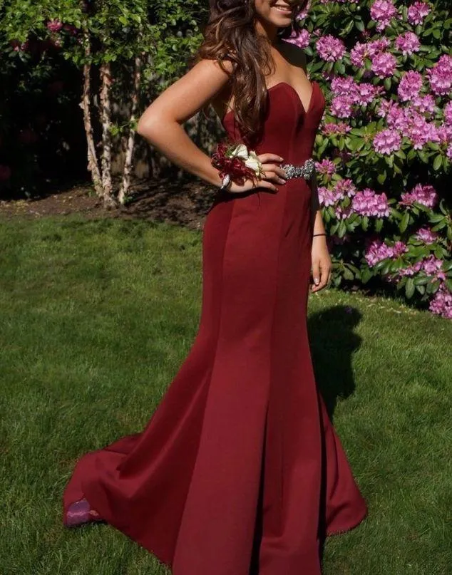 Burgundy Mermaid Prom Dress - Image 2