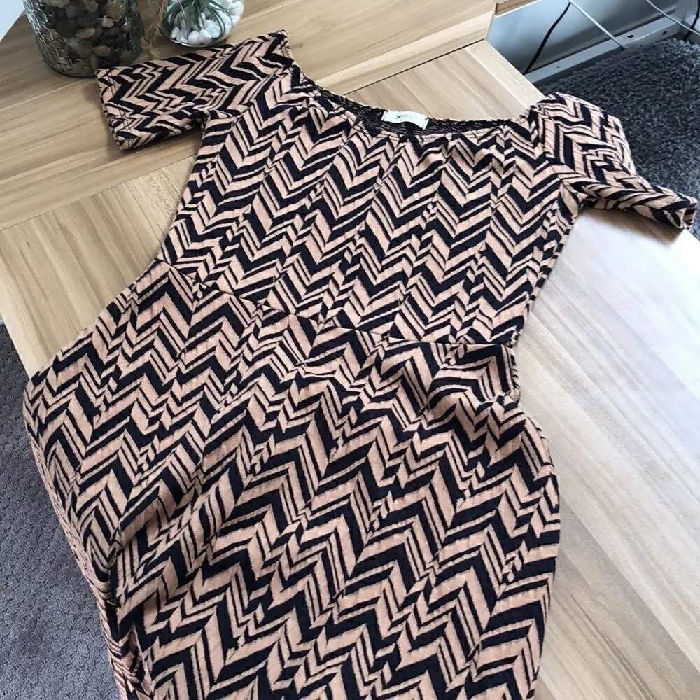 Vintage Everly mini dress.  Size Small.  70’s style. - Image 6