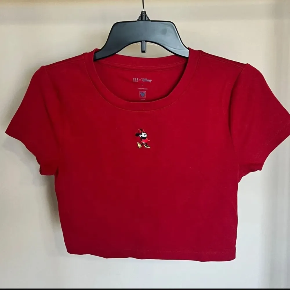 Disney and Gap Collab crop top/baby tee - Image 2