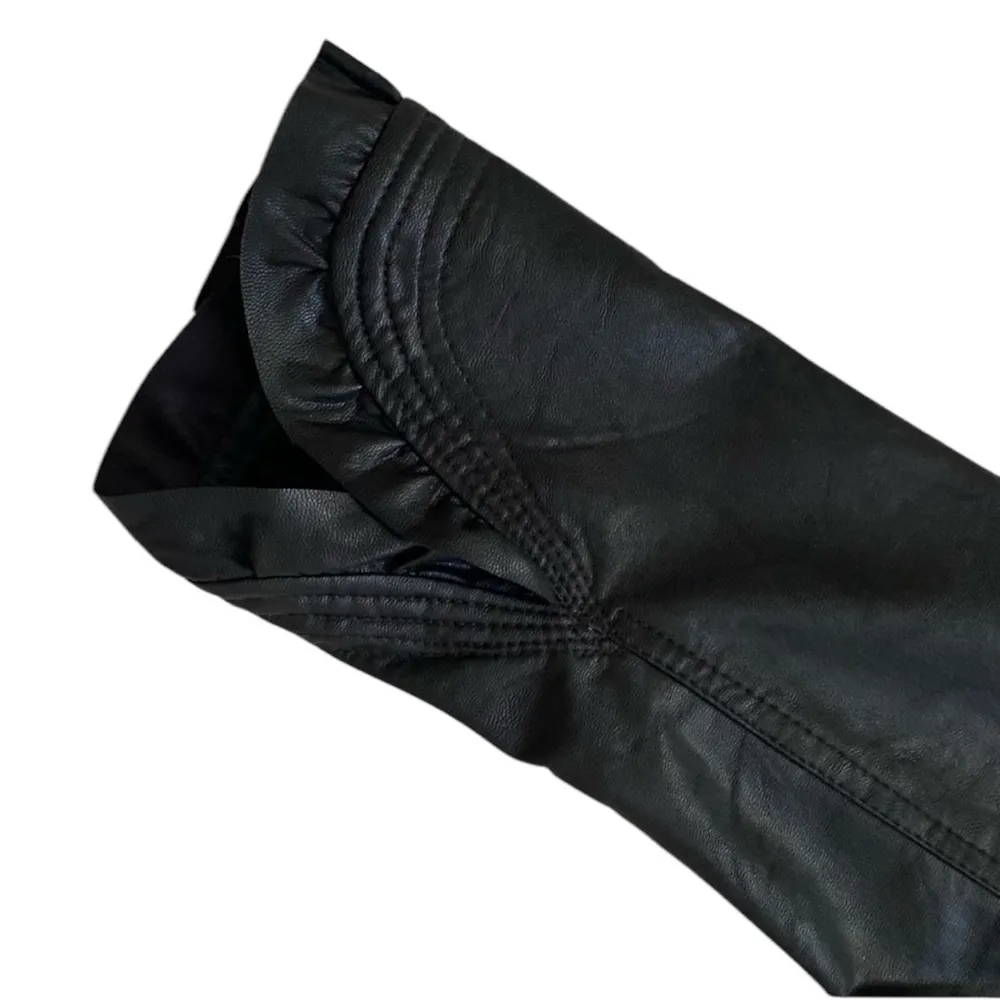 HOT IN HOLLYWOOD BLACK FAUX LEATHER PLEATHER RUFFLE TRIM JACKET M Size M - Image 4