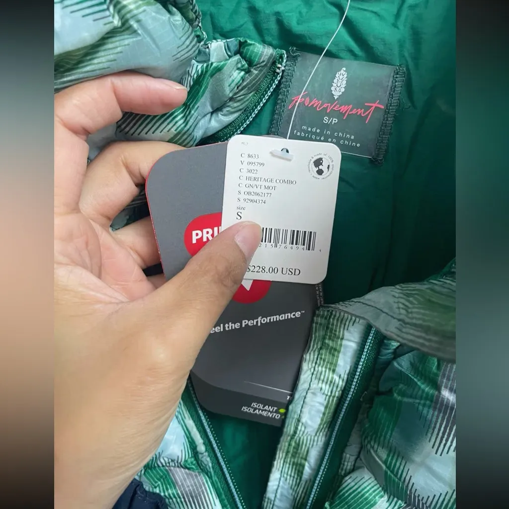 NWT FREE PEOPLE Scrunchy Glossy Printed Pippa Packable Puffer Jacket M Green Size M - Image 7