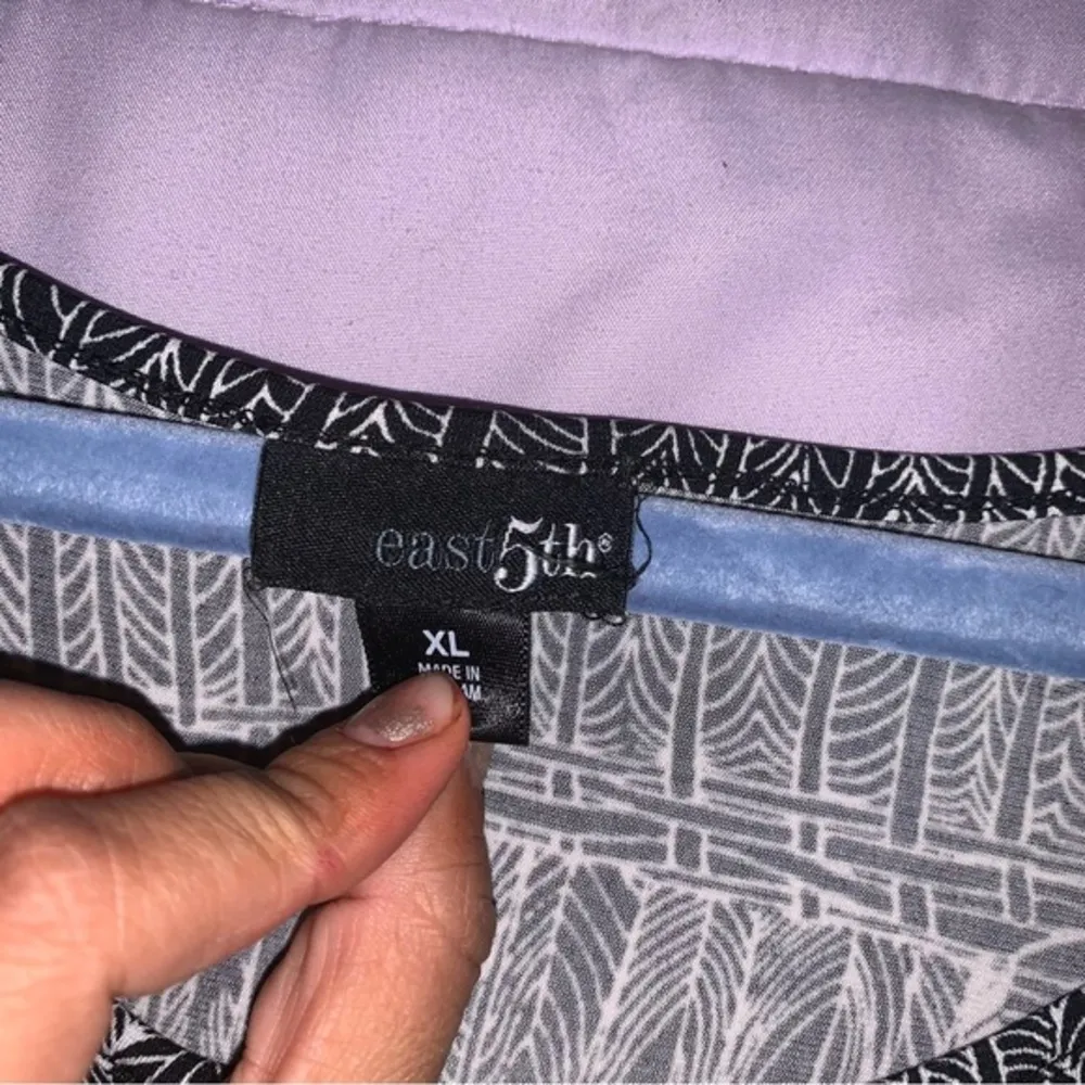 East 5th top - Image 2