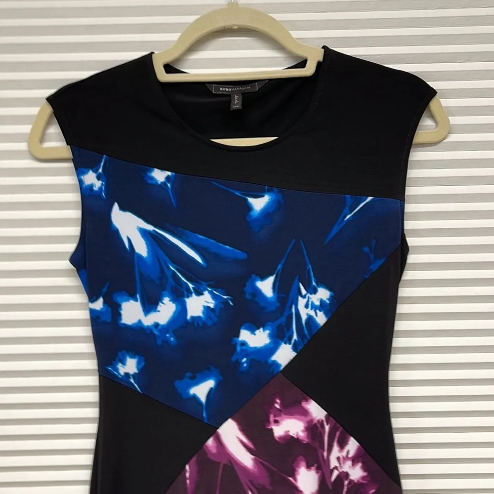 BCBGMaxAzria Daphney Black Stained Glass Floral Print Asymmetrical Dress - Image 4