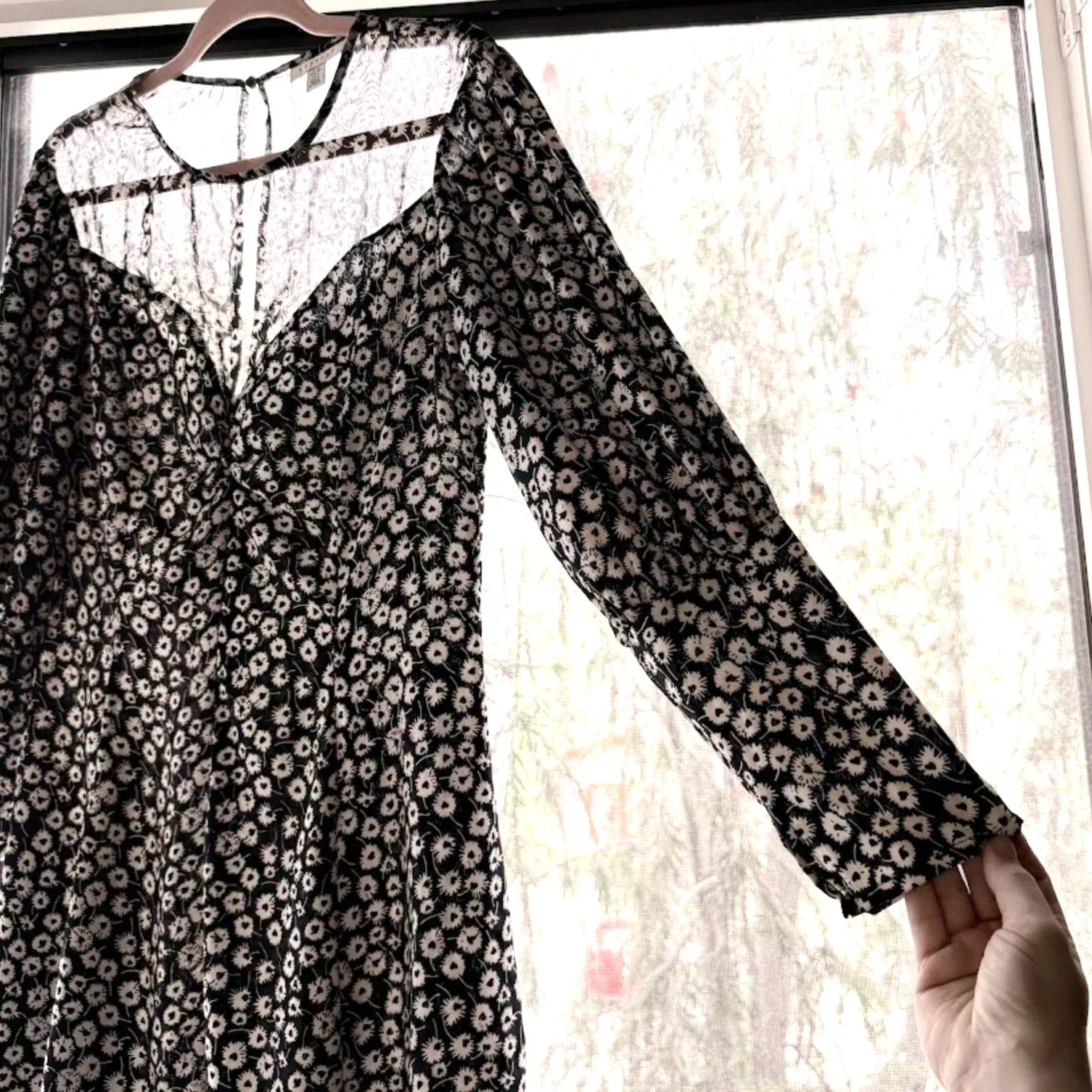 Topshop Puff Sleeve Monochrome Floral Heart Print Fit & Flare Mini Dress Size 8 - Image 9