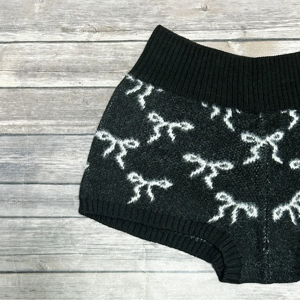 Out From Under Black Ivory Cozy Up Fuzzy Eyelash Knit Sweater Bows Shorts Medium - Image 2
