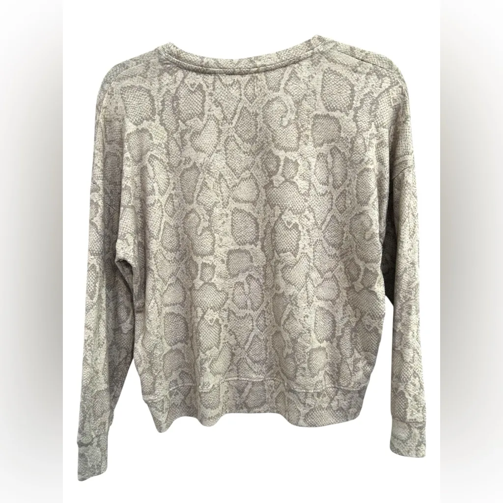 Sundry Snakeskin Print Drapey Long Sleeve Pullover Sweatshirt Sweater Neutral XS - Image 3