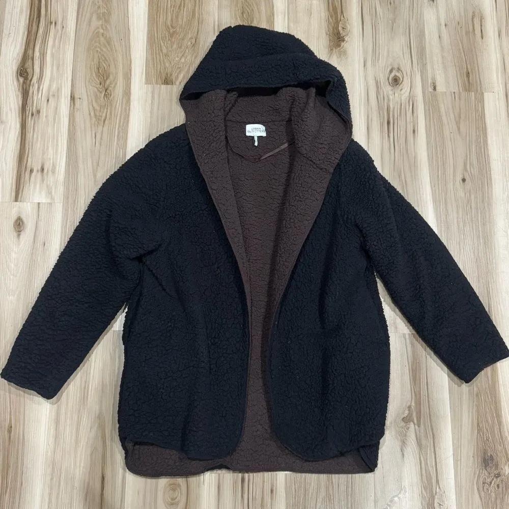 Urban Outfitters Black Brown Sherpa Open Front Sweatshirt Women’s M/L - Image 2