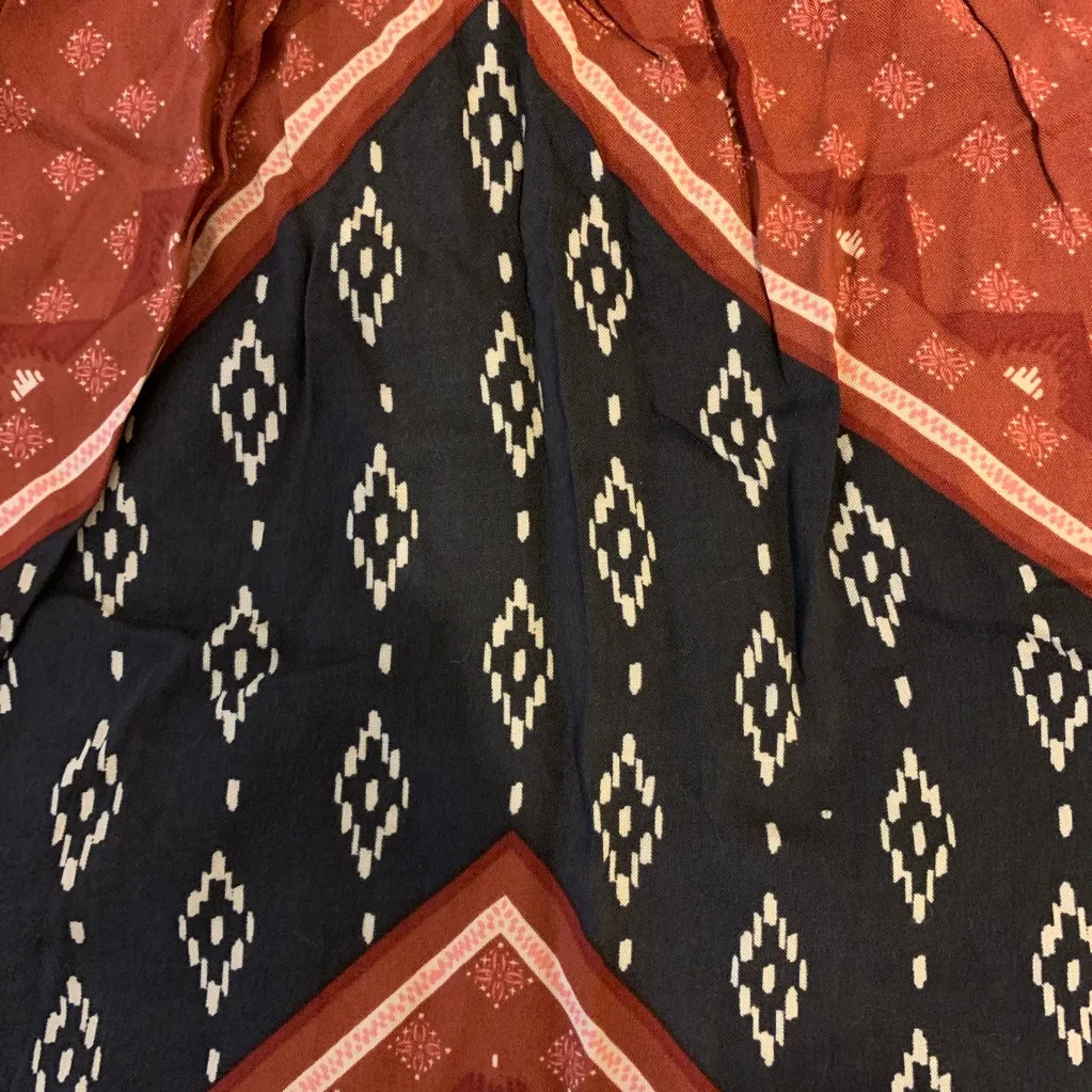 Red Southwestern open back top Size Small - Image 7