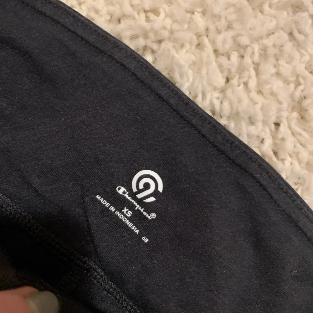 champion high rise leggings xs - Image 3