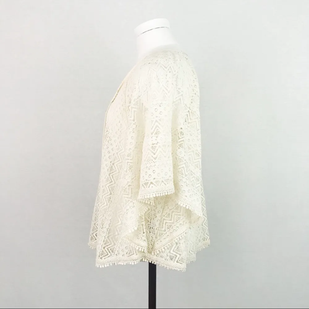 NWOT Boho Crocheted Lace Poncho Top in Cream | Size S - Image 6