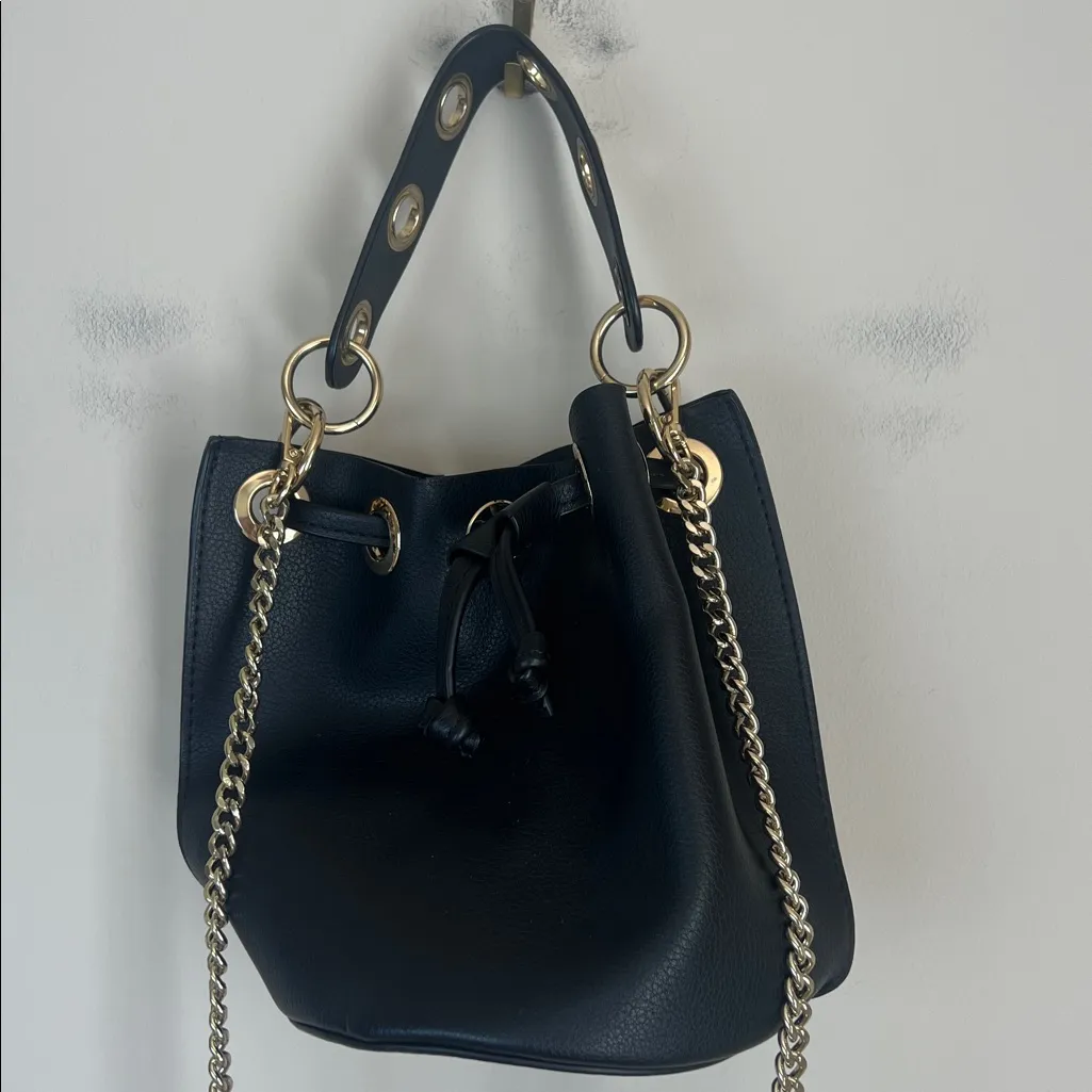 Zara Bucket Purse Bag Removable Gold Chain Strap - Image 7