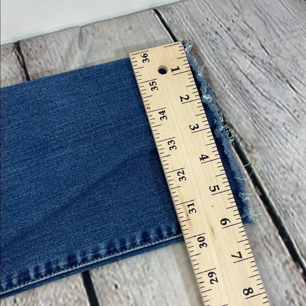 Madewell Cali Demi-Boot Jeans in Fleetwood Wash size 26 - Image 15