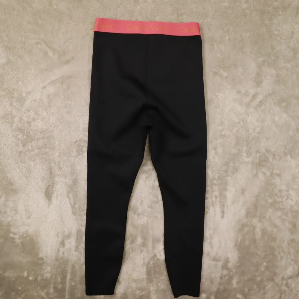 OUTDOOR VOICES Smooth 7/8 Leggings Black with Desert Rose Spellout Size Medium - Image 5