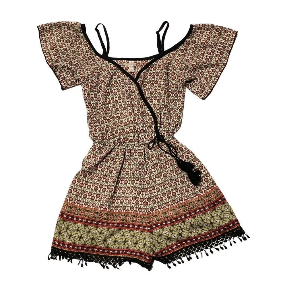 Xhilaration Boho Floral Print Cold Shoulder Romper - Image 10