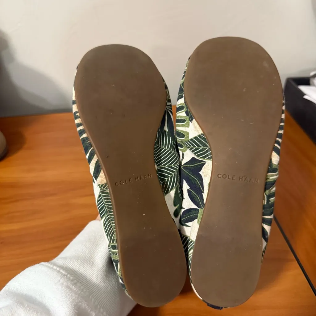 Cole Haan Elbridge Ballet Flat Flexible Comfort Palm Hawaiian Print Blue Green 8 - Image 4
