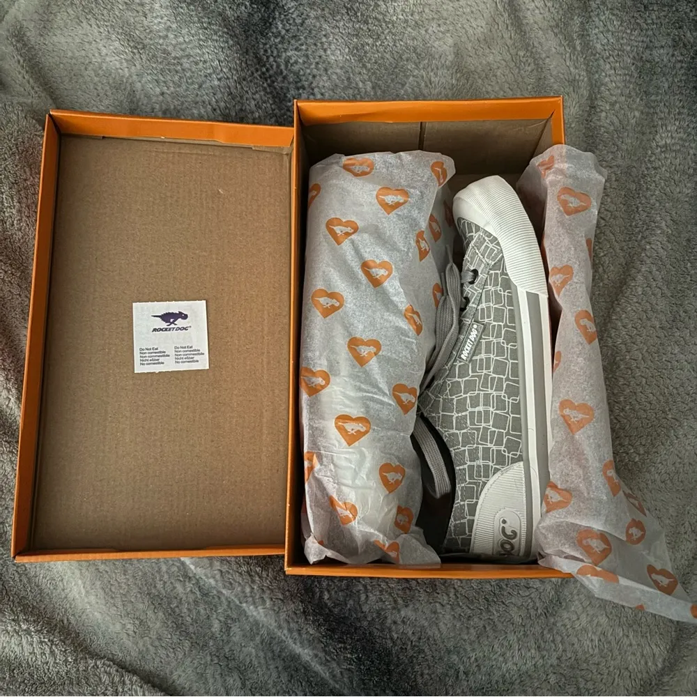 Rocket Dog Taupe/Grey geometric Jazzin Sneakers - Image 8