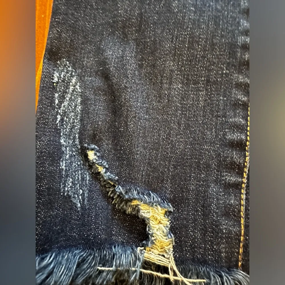 RISEN jeans vintage washed raw hem denim sz 28 sz 7 - Image 2
