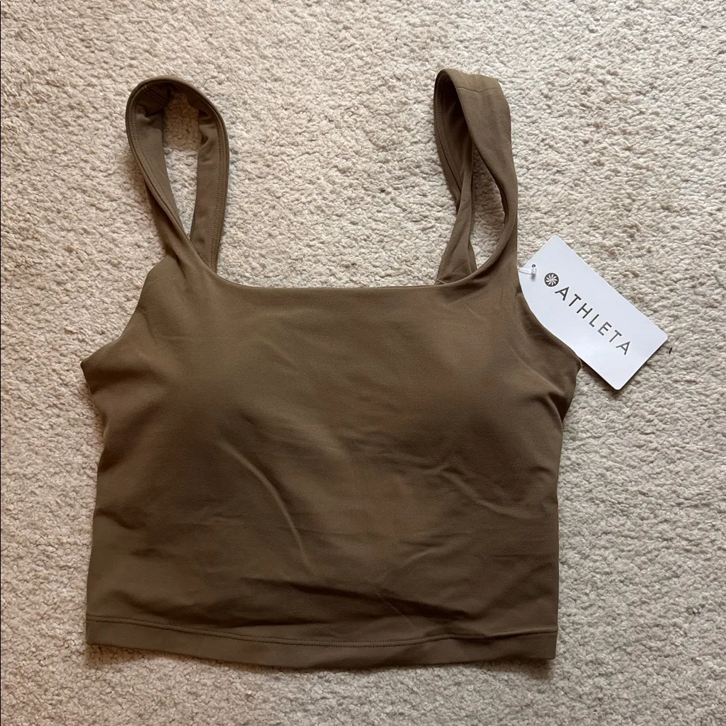 Athleta Transcend Square Neck Crop Sports Bra D-DD - Clay
- M - Image 2