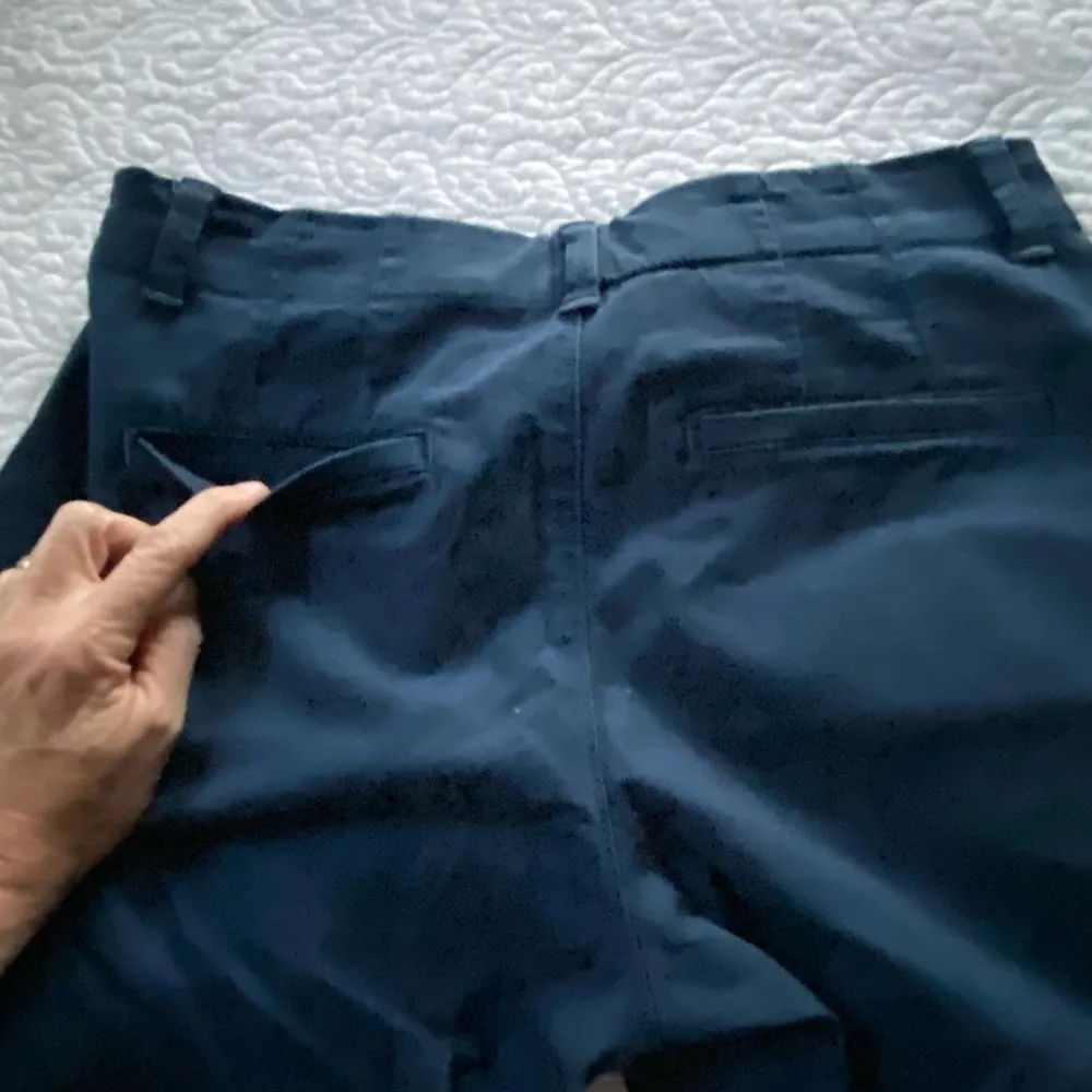 Lee  Cropped Straight Ankle Length Pants Midrise Navy Size 4 - Image 7