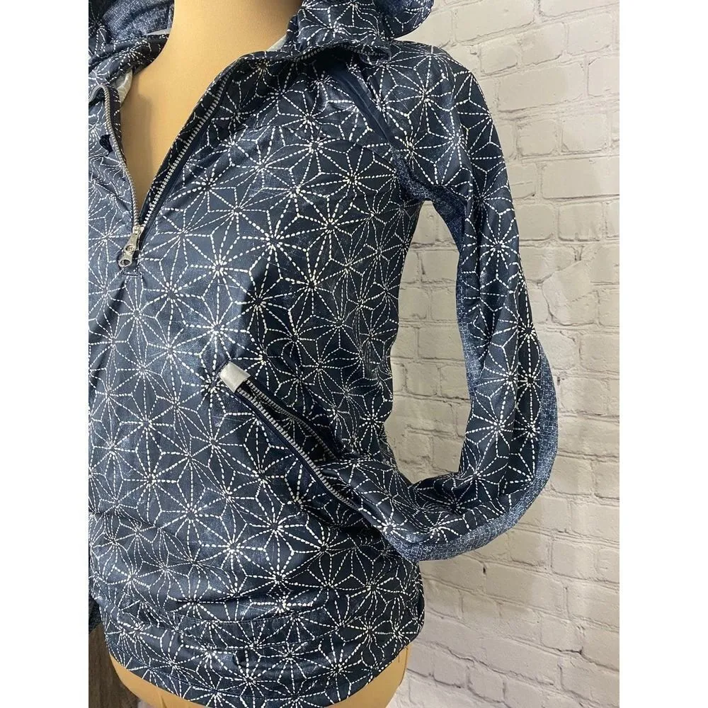 Lightweight Lululemon 1/4 zip pullover size 2 - Image 8