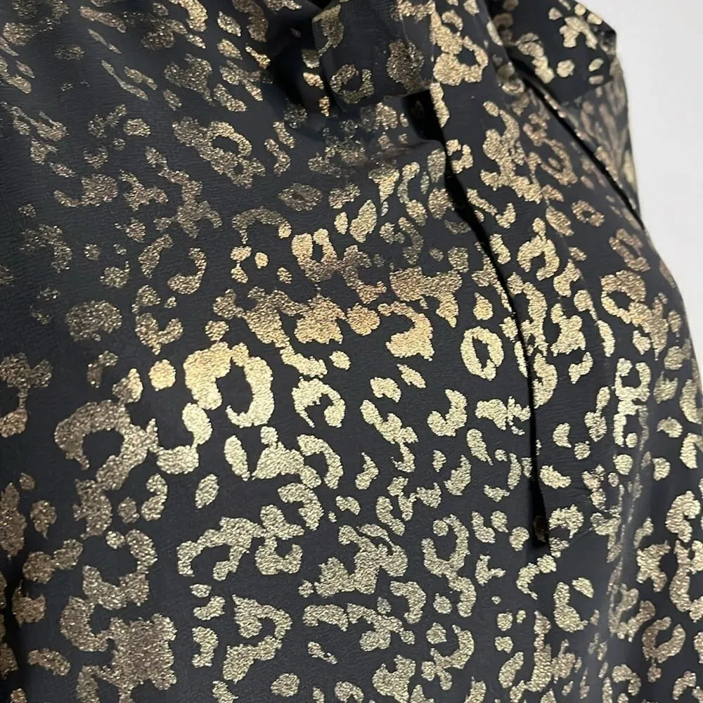 cupcakes and cashmere NWOT gold shimmer blouse with tie XS Black - Image 3