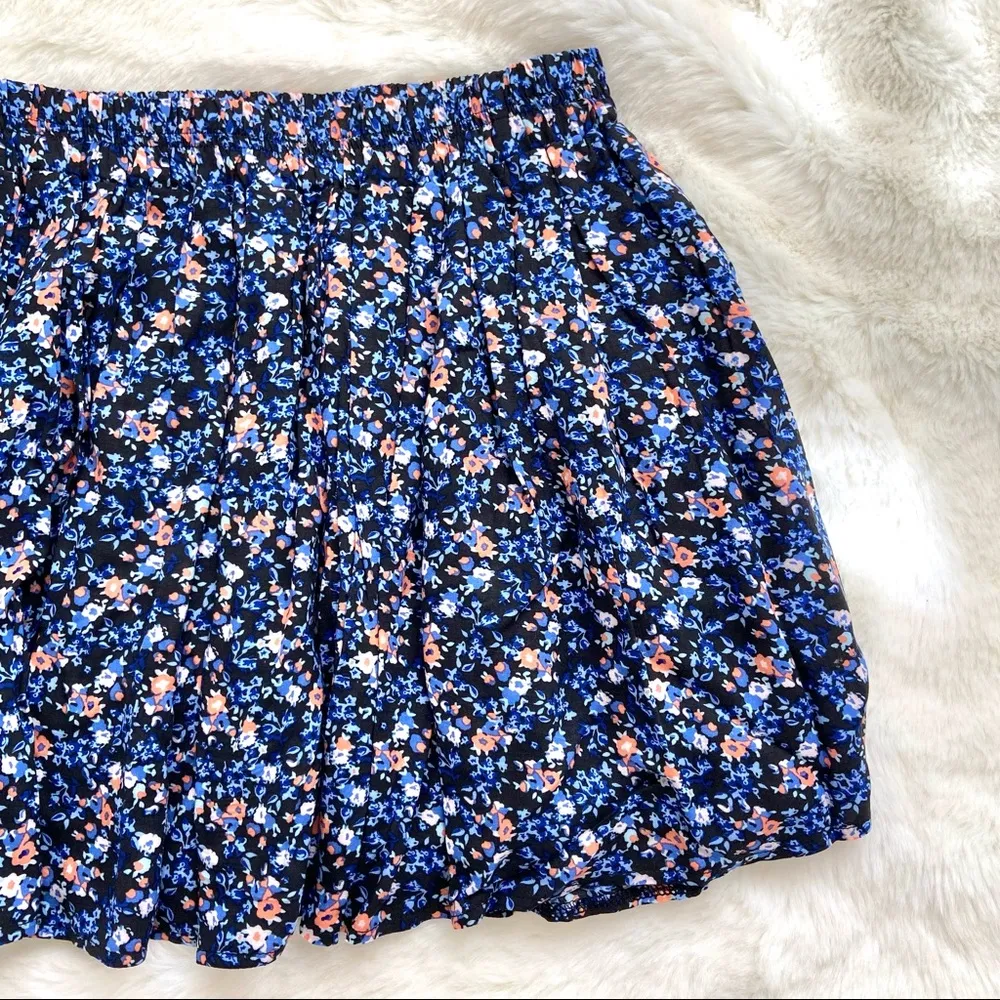 Blue Floral Flowy Skirt - Image 2