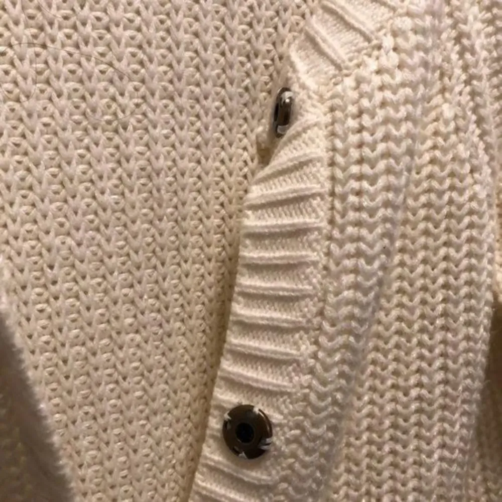 Lauren Conrad Sweater - Image 4