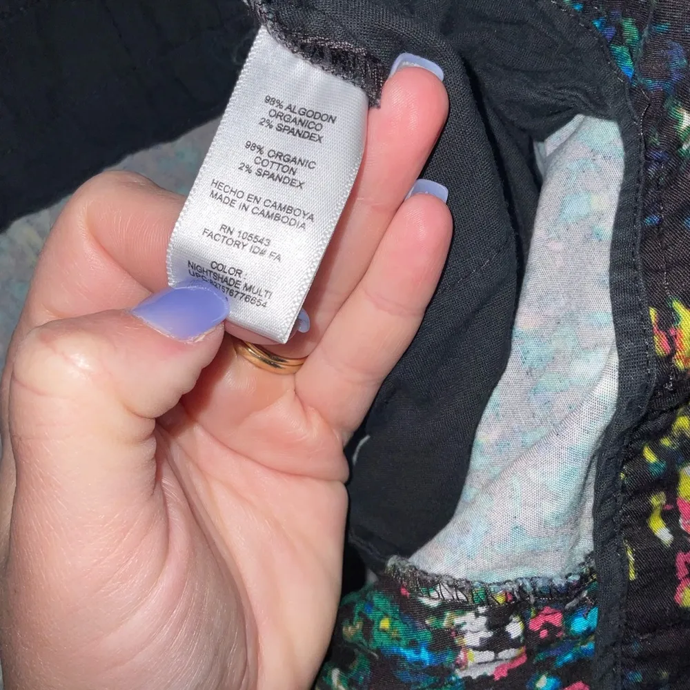 Nightshade Rio De Janeiro Capri Pants size 12 mid-rise trouser pant - Image 7