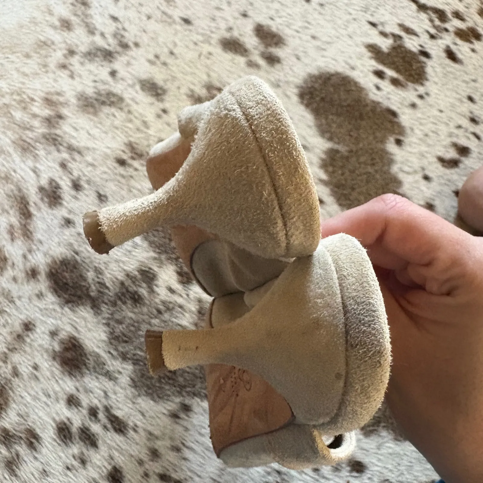 M.Gemi The Lasso suede bow kitten heel mules Size 37 US 7 Tan - Image 7