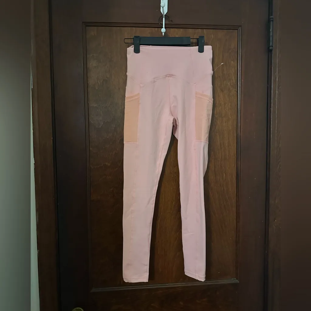 NWT Buffbunny Collection Pink Pocket Leggings Size S - Image 2