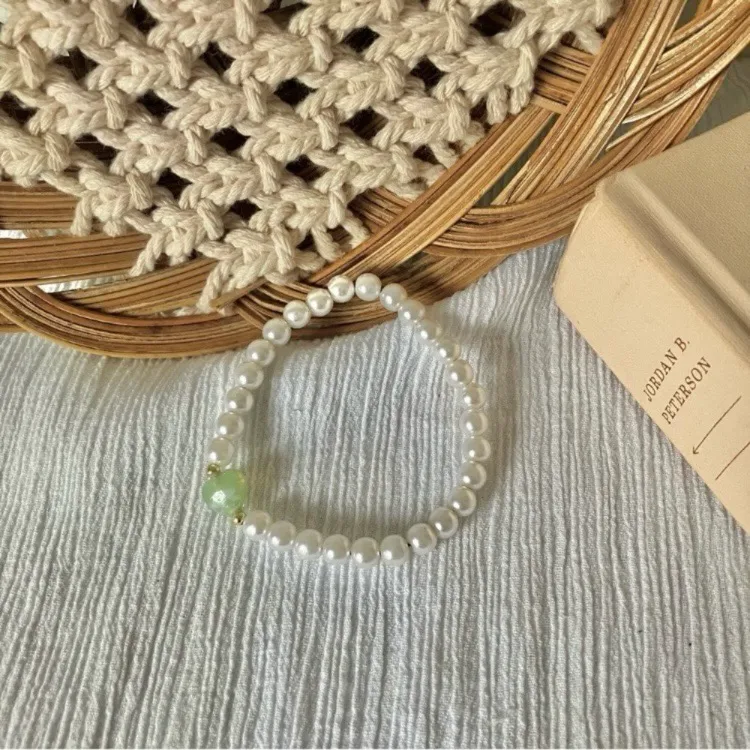 Handmade Green Pearl Bracelet “Noemi” Glass Bead Tactile Elastic Boho - Image 7