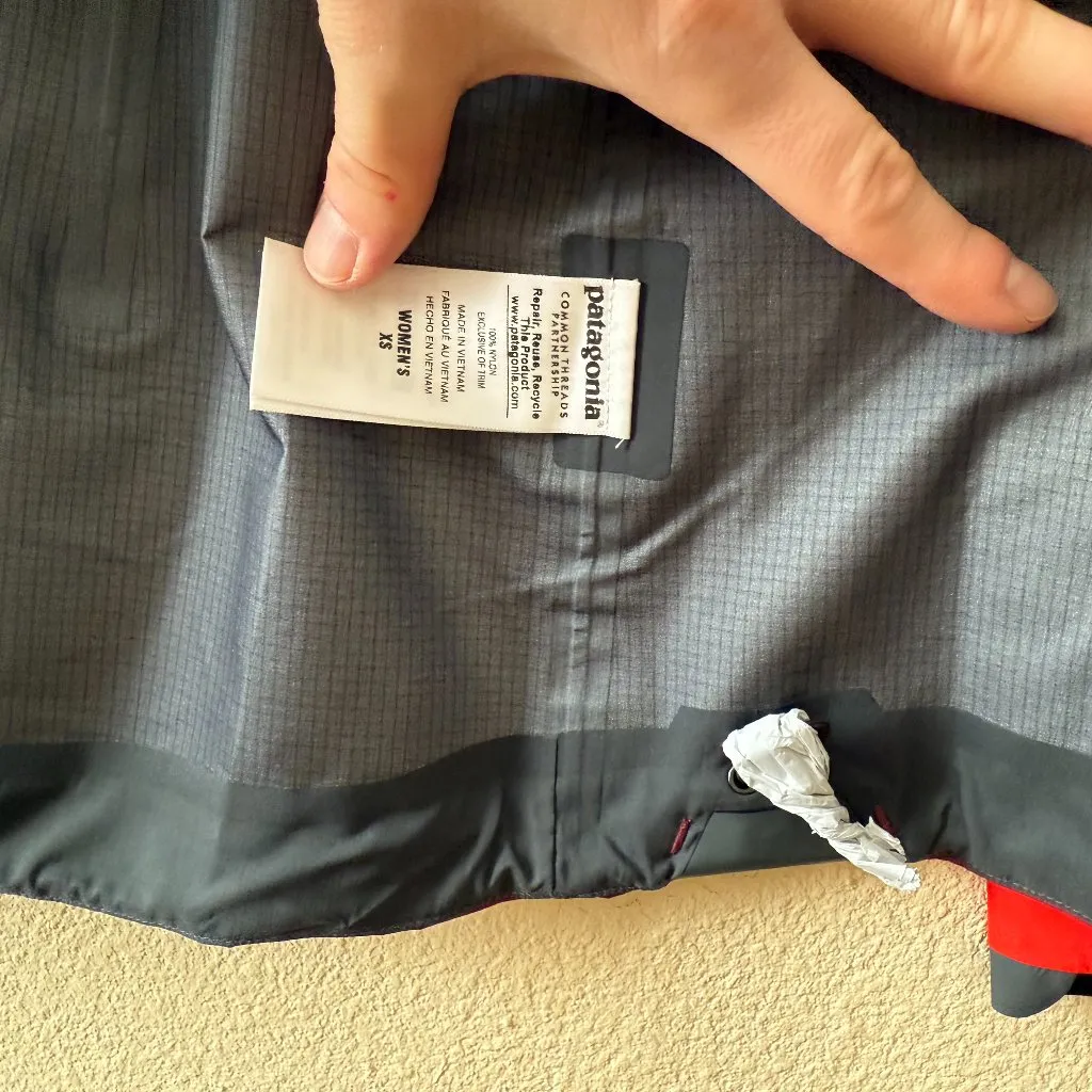 NWT Patagonia French Red Super Alpine Rain Shell Jacket XS Gorertex Pro Womens - Image 7