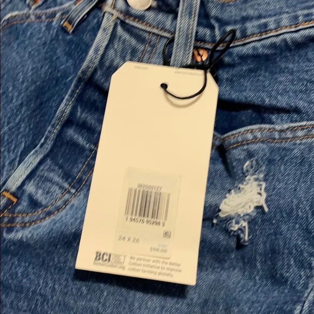 NWT Levi’s Premium 501 Crop Distressed Raw Hem Jean - Image 4