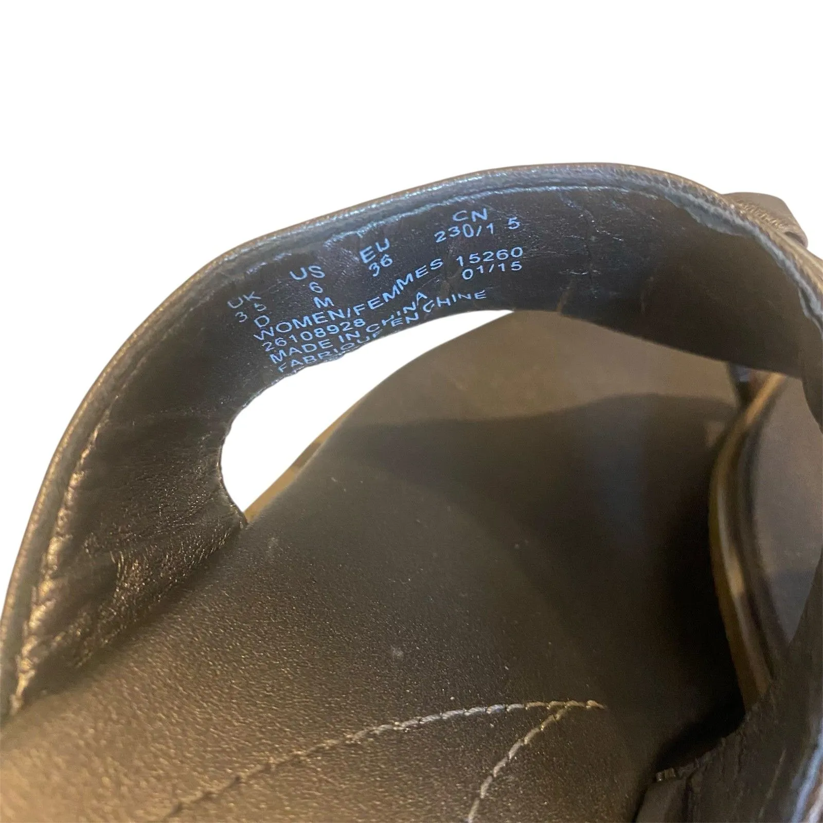 Clarks  Sandals Women's Size 6 Metallic Platform Leather - Image 7