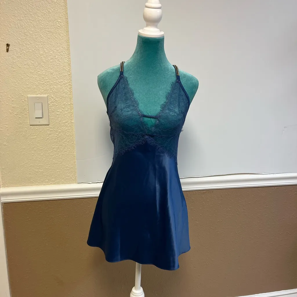 Victoria’s‎ Secret Satin & Lace Babydoll Slip Midnight Blue Size Small Chemise - Image 4