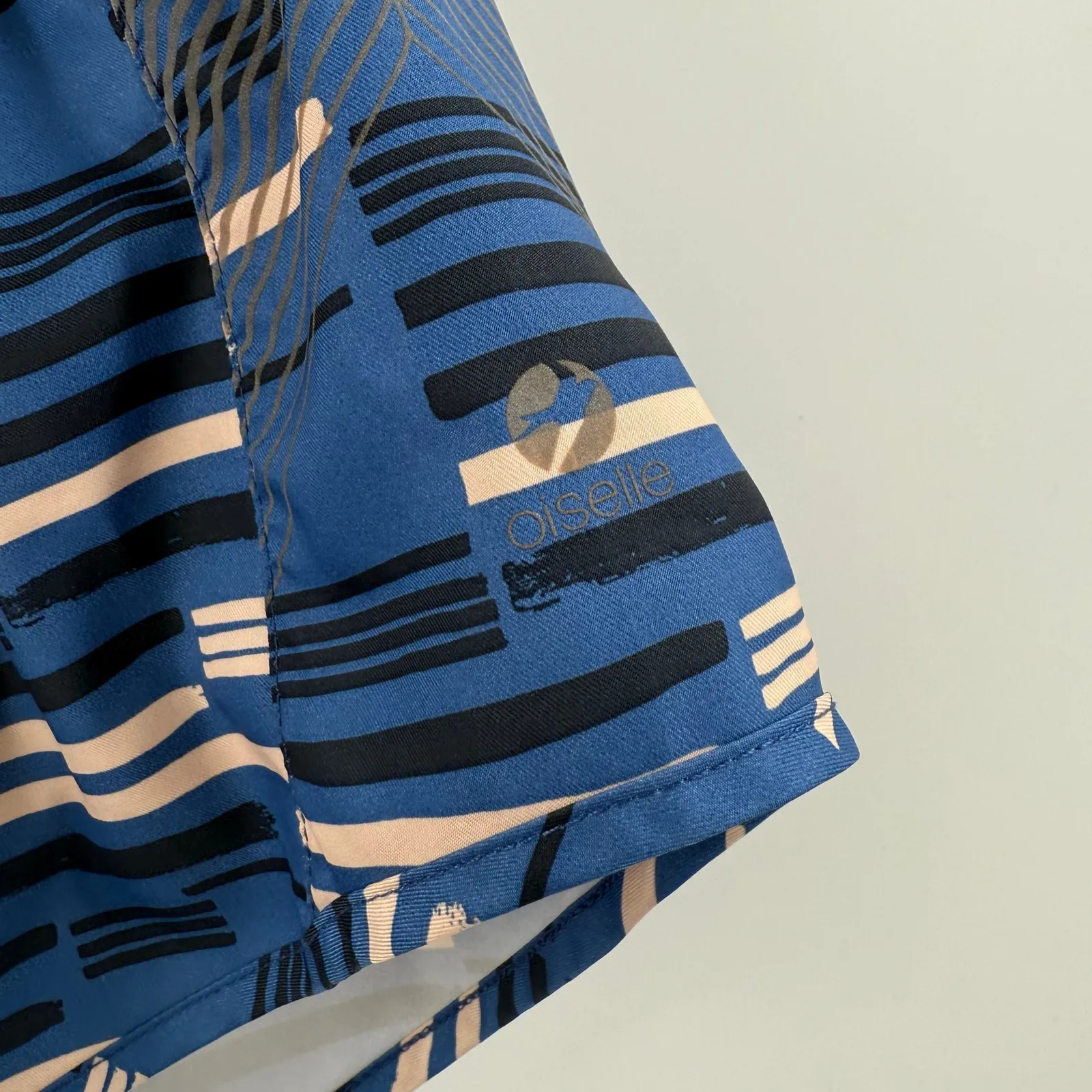 Oiselle Shorts Size 4 Womens Running Athletic Run Lined Mesh Athletic Blue Print - Image 4