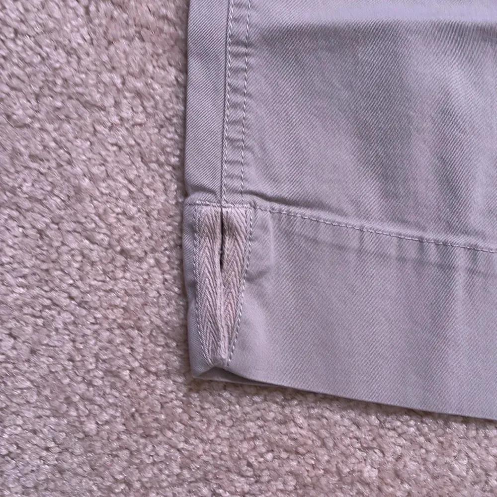 Tommy Bahama capris - Image 4