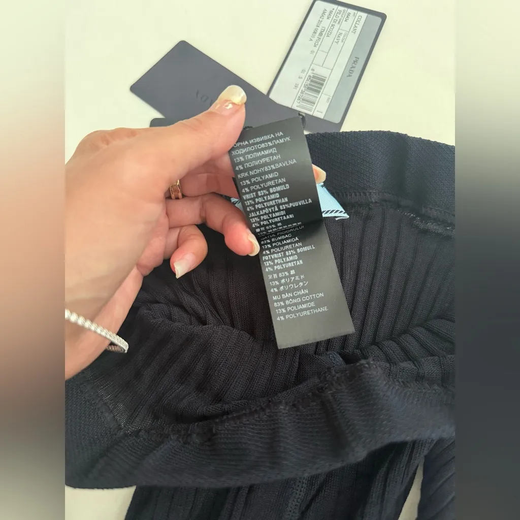 Prada Midnight Navy Blue Ribbed Knitted Pantyhose/Tights In size I(S) - Image 5