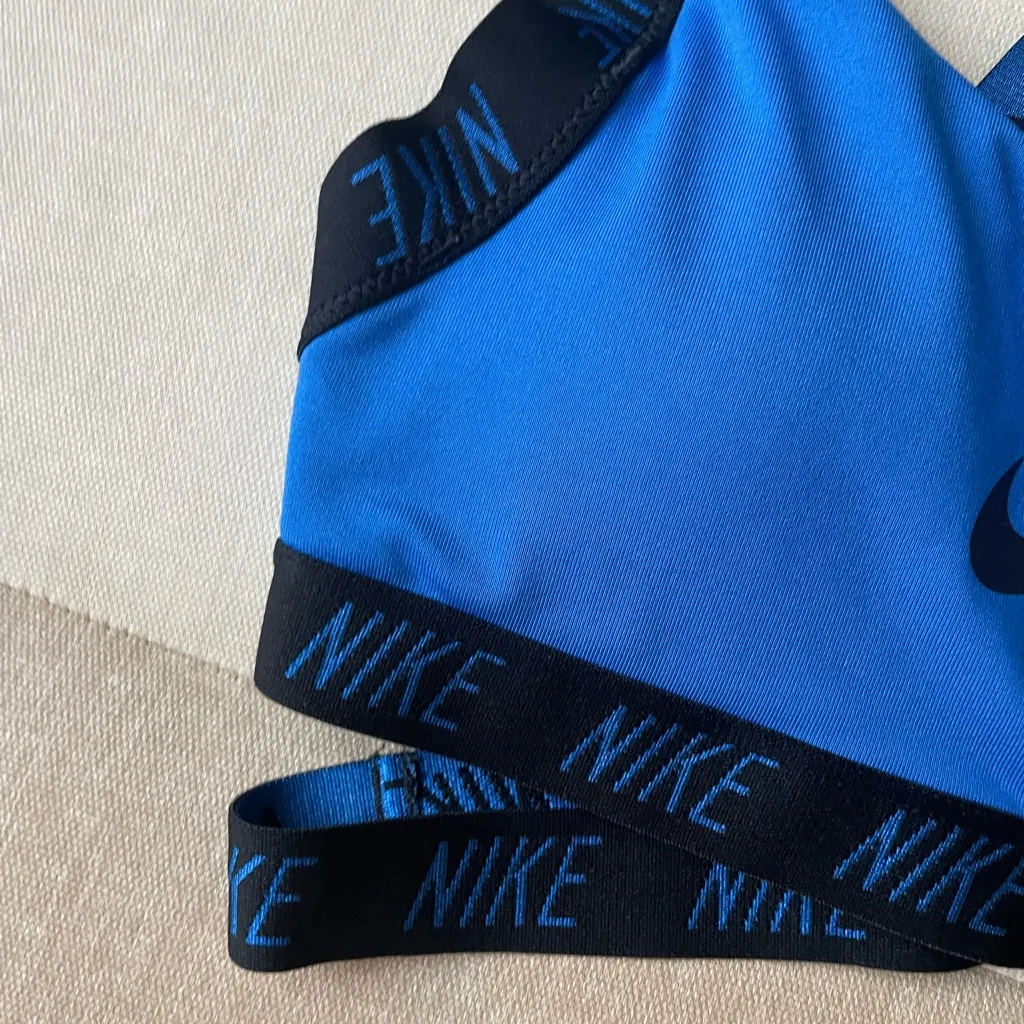 Nike Indy Logo Light Support Sports Bra - Image 3