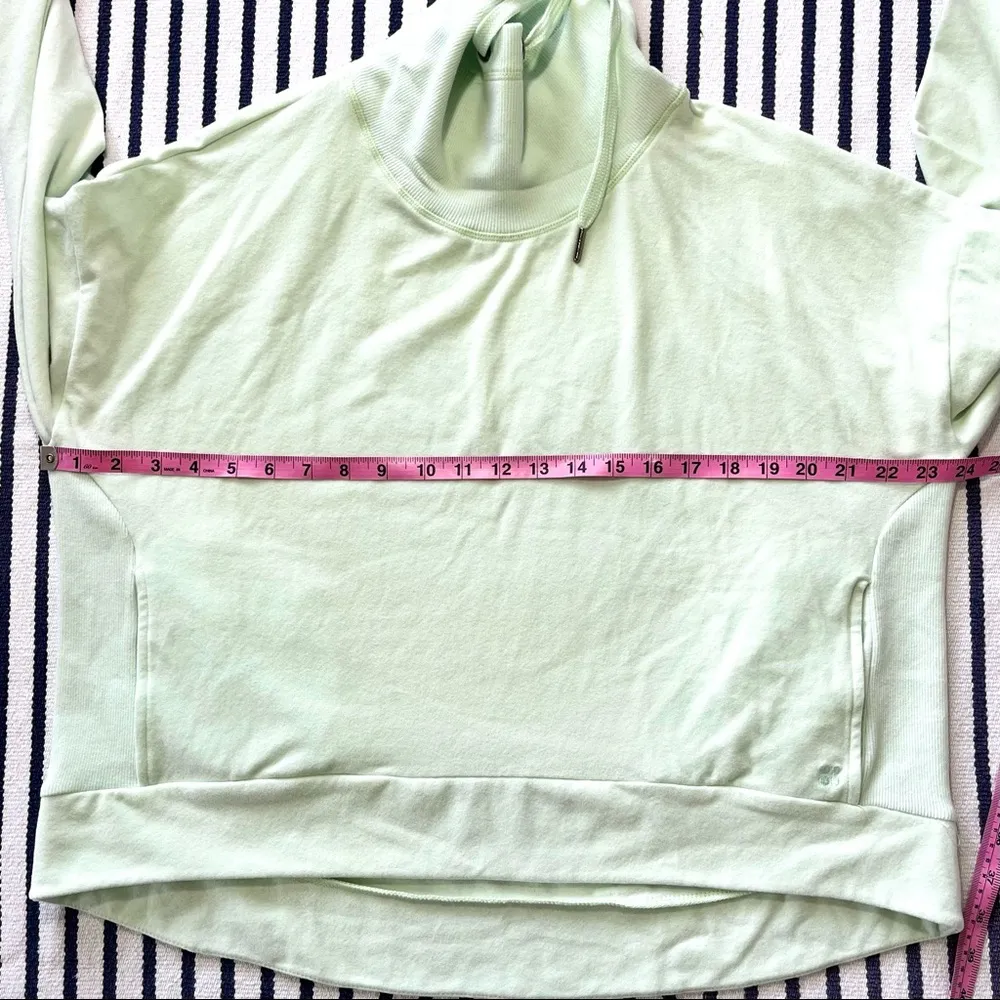 Harmonise Luxe Fleece Sweatshirt in Glacier Green Medium - Image 8