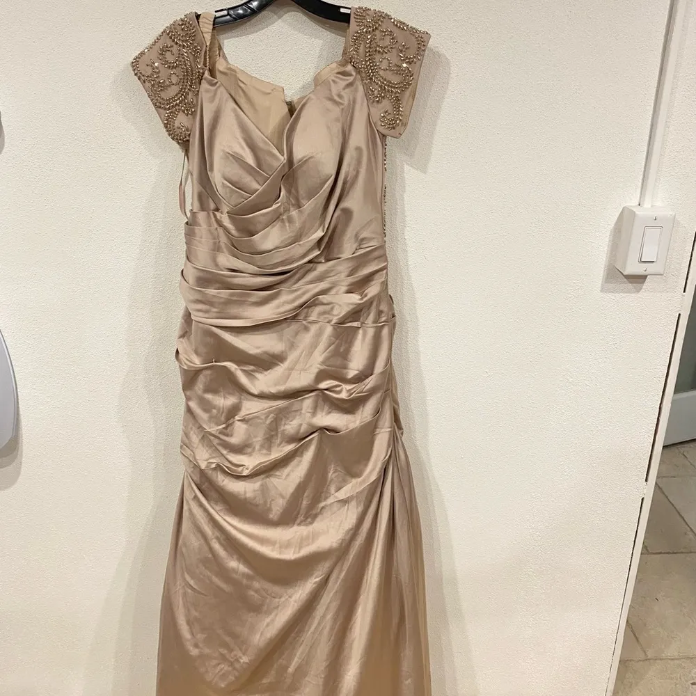 NWT La Femme Lace Back Satin Trumpet Gown Size 14 - Image 2