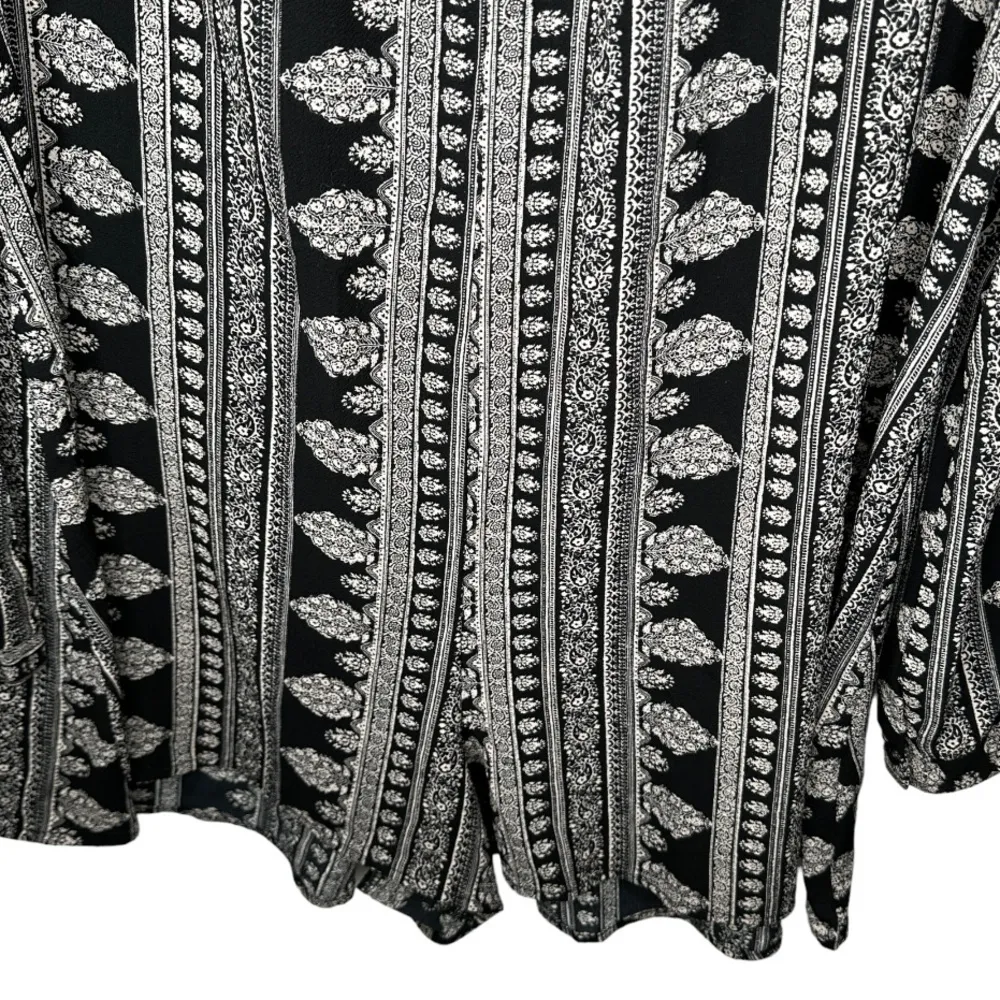 ASTR ‎ Shorts Romper - Image 3