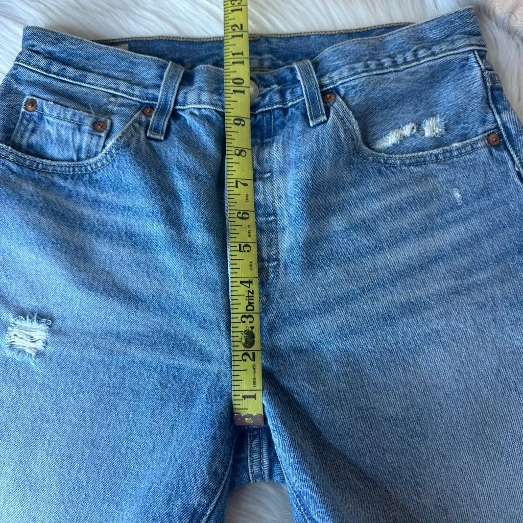 Levi's 501 Cut Off Distressed Jean Shorts Size 28 - Image 7